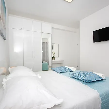 Apartmani Nikola Makarska Exterior photo