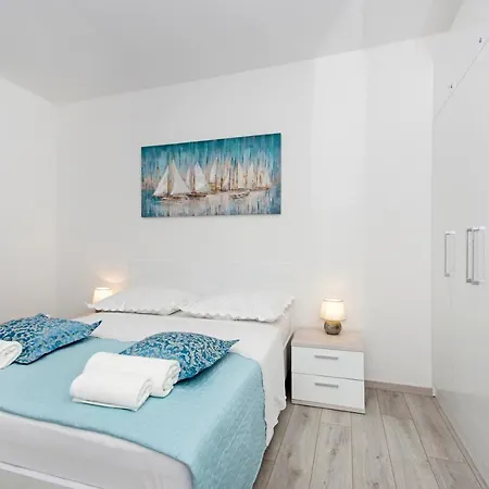 Apartmani Nikola Makarska Exterior photo