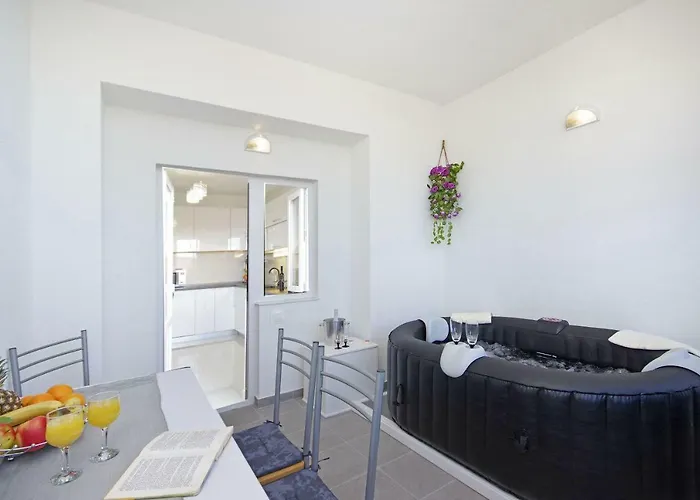 Apartmani Nikola