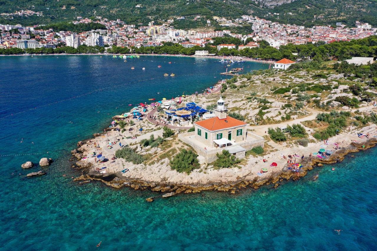Nikola Apartmán *